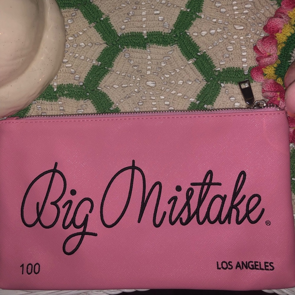 Studio DIY Can’t Clutch This Big Mistake Clutch